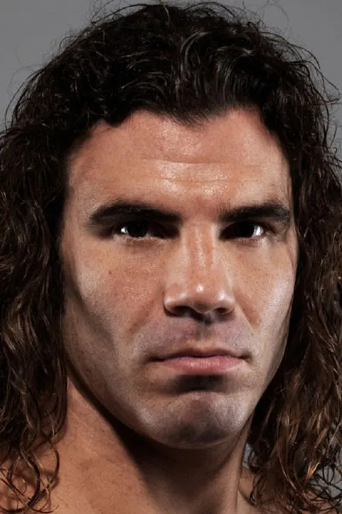 Clay Guida interpretando a Self