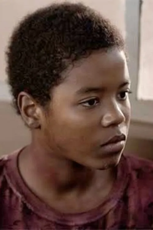 Cleiton Santos interpretando a Roberto Carlos - 19 years