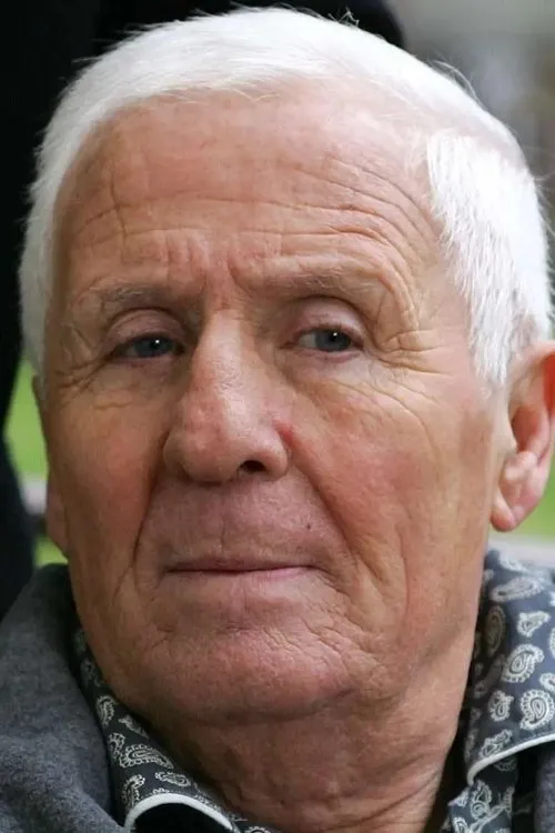 Clément Michu — personaje: Commandant Pierre Guyomard