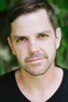 Luvia Petersen ha trabajado con Cliff Prang en 1 ocasiones