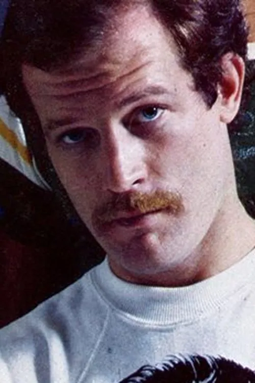 Richard West ha trabajado con Clinton Coe en 1 ocasiones