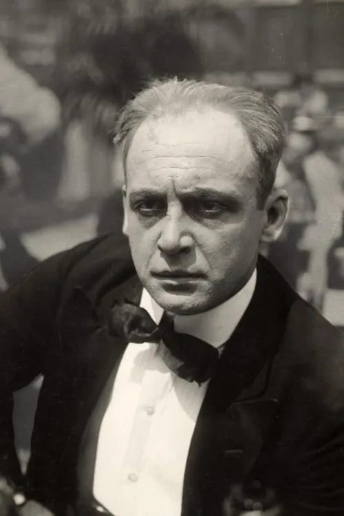 Johan Langenaken ha trabajado con Co Balfoort en 1 ocasiones