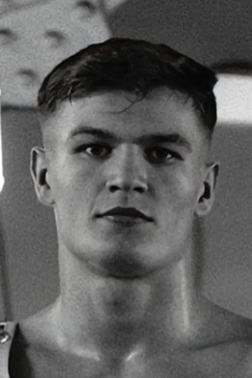 Codie Smith interpretando a Self