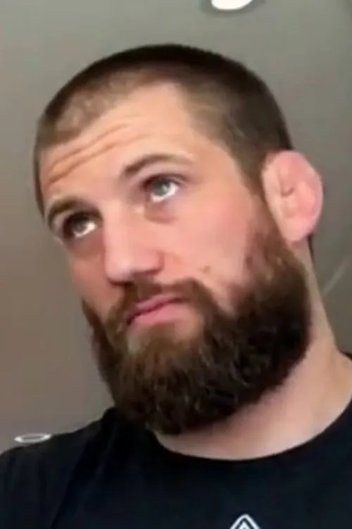 Mike King ha trabajado con Cody Donovan en 1 ocasiones