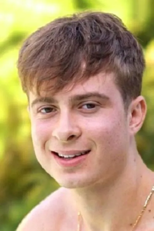 Cody Viper interpretando a 