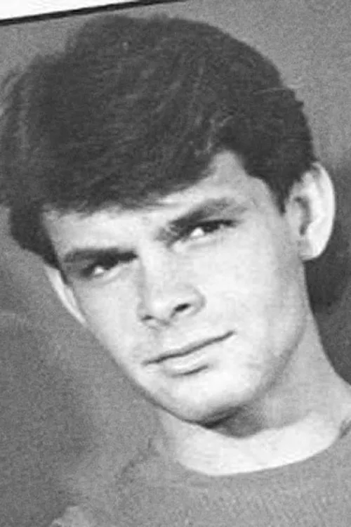 Coke Hennessy ha trabajado con Cole Taylor en 1 ocasiones