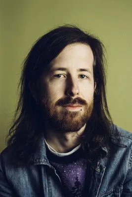 Henry Joost ha trabajado con Colin Minihan en 1 ocasiones