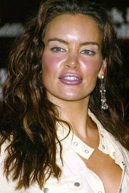 Ella Thomas ha trabajado con Colleen Porch en 2 ocasiones