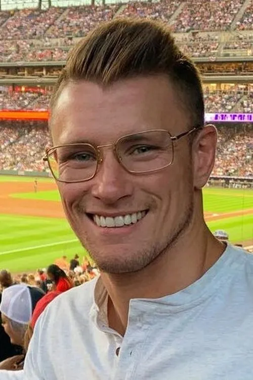 Collin Anglin en su biografía y filmografía