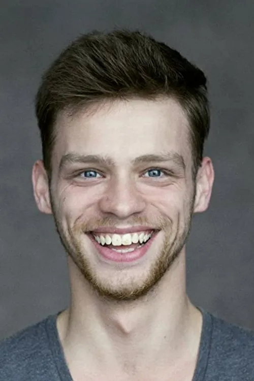 Josh Zaré ha trabajado con Connor Calland en 1 ocasiones