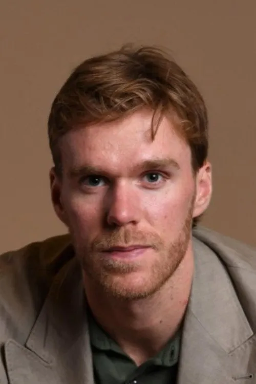 Nathan MacKinnon ha trabajado con Connor McDavid en 1 ocasiones