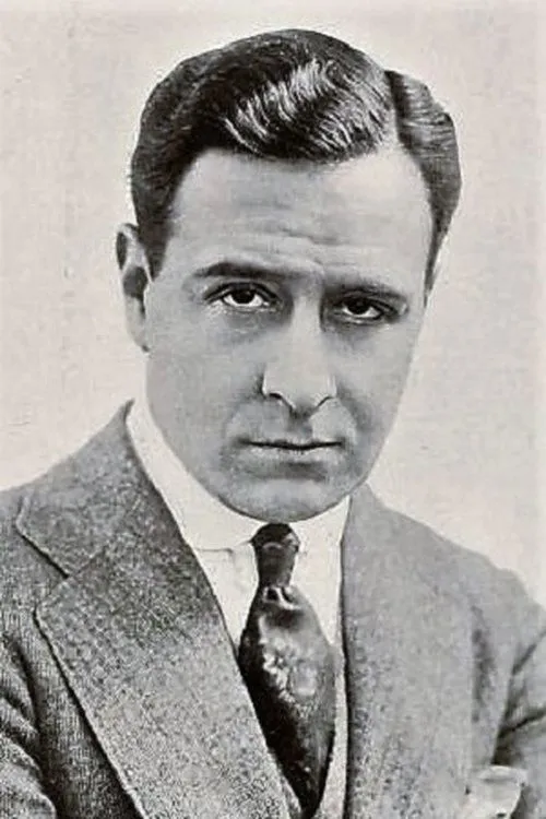 Conway Tearle interpretando a Edwin Strange