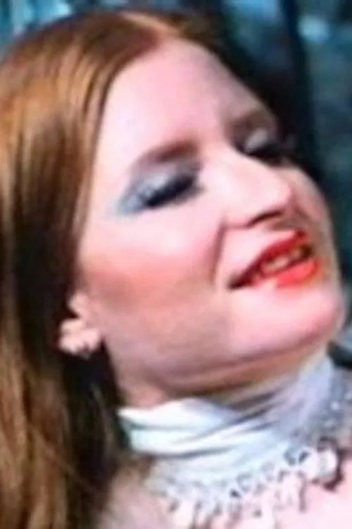 Cory Marjon ha trabajado con Coral Cie en 2 ocasiones