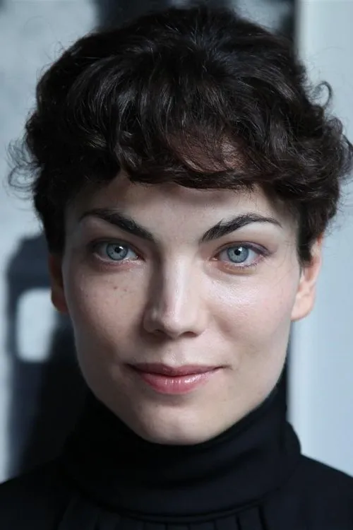 Coralie Revel interpretando a Mme du Barry