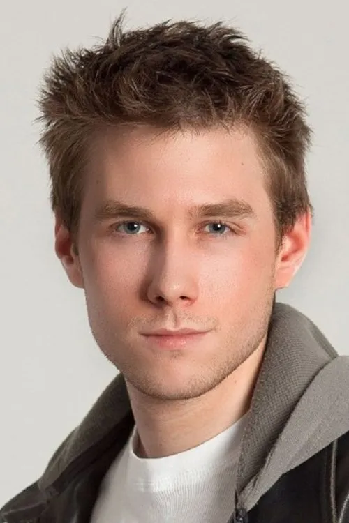 Corey Chainey interpretando a German Soldier