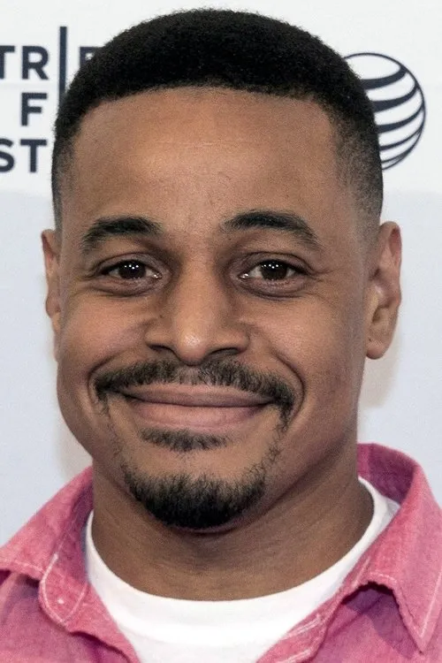 Netfa Perry ha trabajado con Corey Parker Robinson en 1 ocasiones