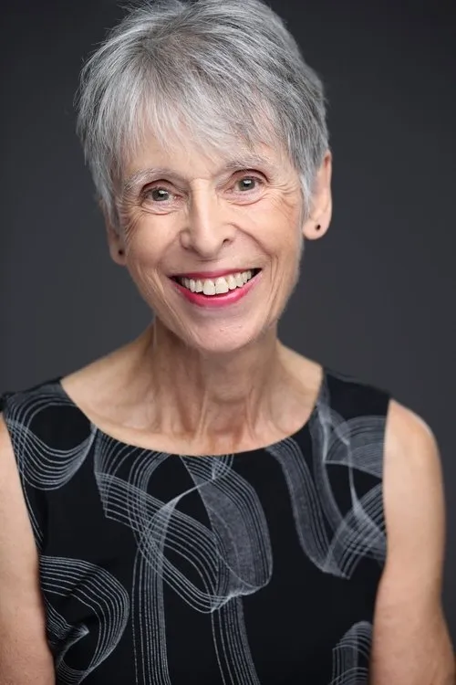 Corinna Marlowe — personaje: Patricia