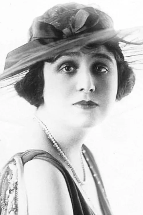 Edith Lyle ha trabajado con Corinne Barker en 1 ocasiones