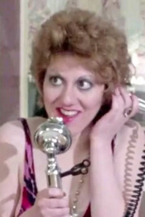 Cory Marjon interpretando a Dorothy