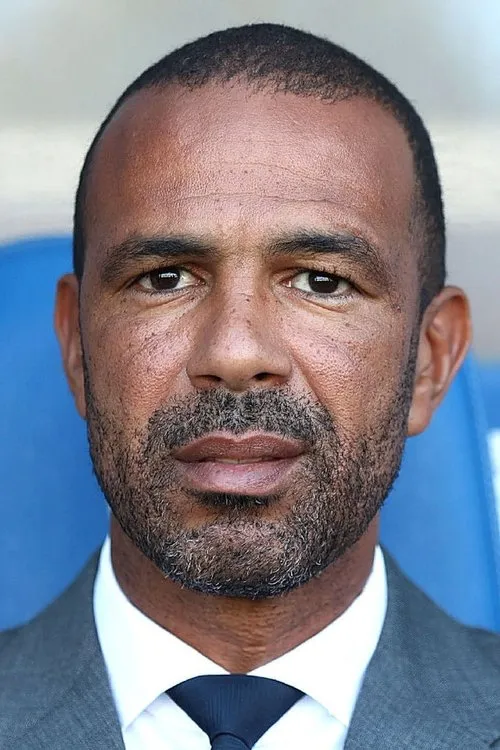 Costinha — personaje: Self