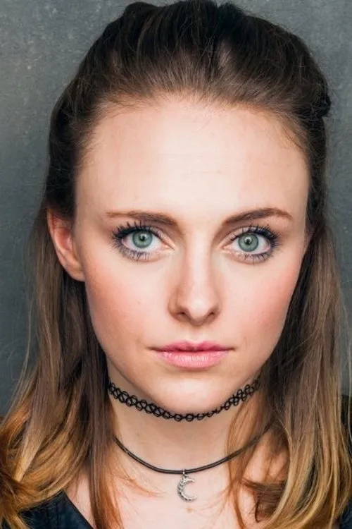 Faye Yvette McQueen ha trabajado con Courtney Hart en 1 ocasiones