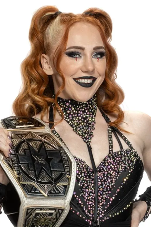 Courtney Stewart interpretando a Isla Dawn