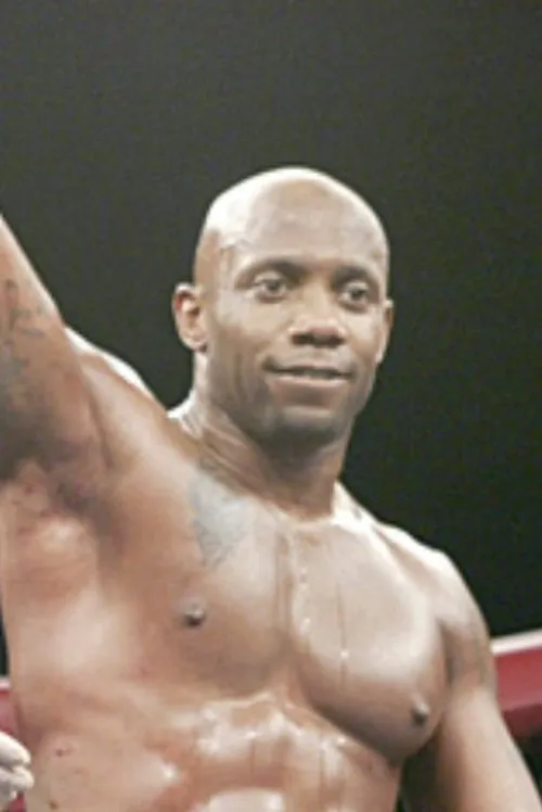 Crafton Wallace interpretando a Self