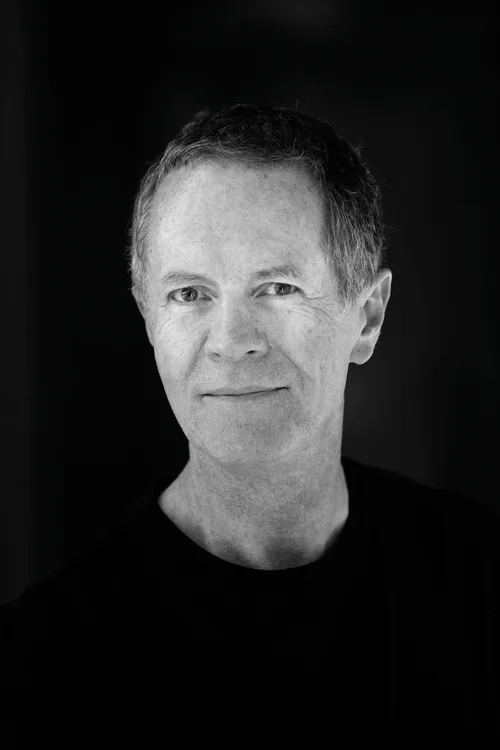 Craig Good interpretando a 