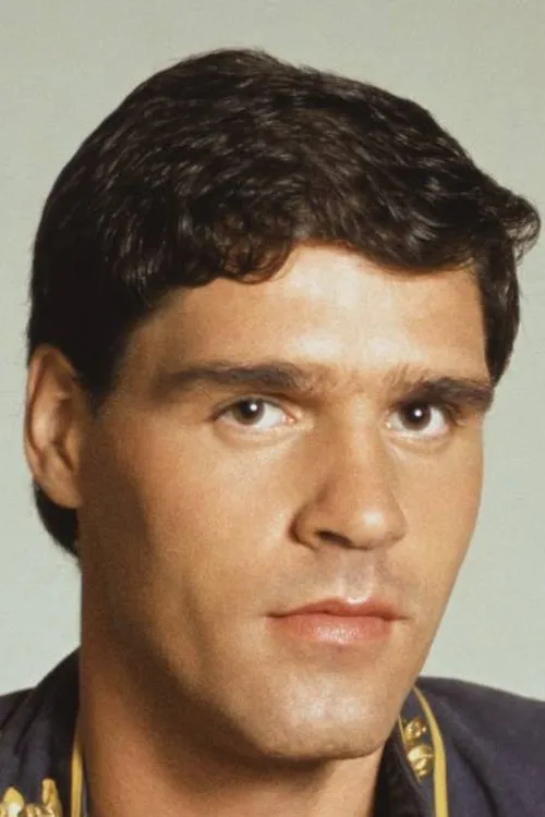 Craig Hoffman interpretando a Doug