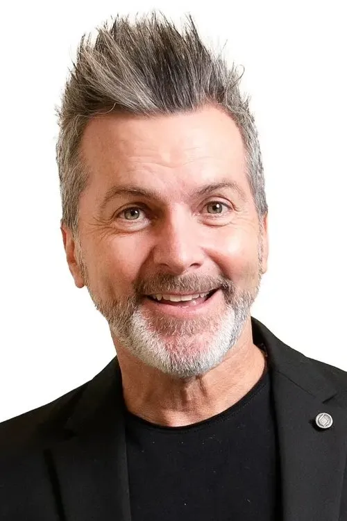 Cristián Sánchez — personaje: Self - Panelist