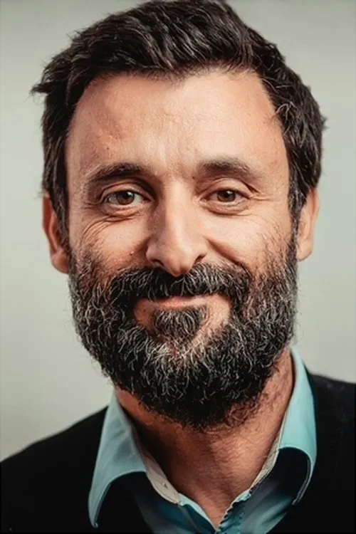 Cristián Warnken interpretando a Self