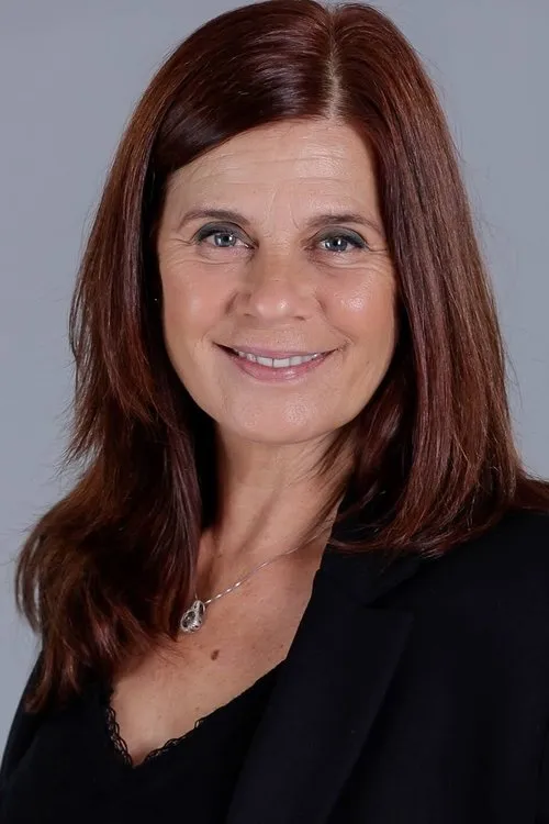 Cristina Homem de Mello — personaje: Luísa Ferreira