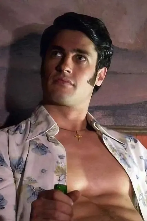 Cristopher Leoni — personaje: Leonard Di Maggio