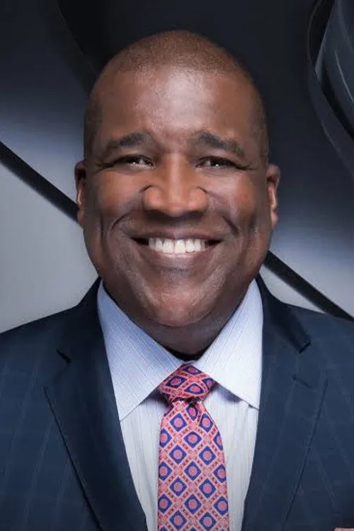 Adan James Carrillo ha trabajado con Curt Menefee en 1 ocasiones