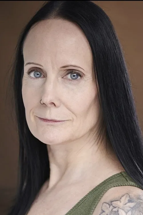 Ariel Hansen ha trabajado con Cynthia Loewen en 1 ocasiones