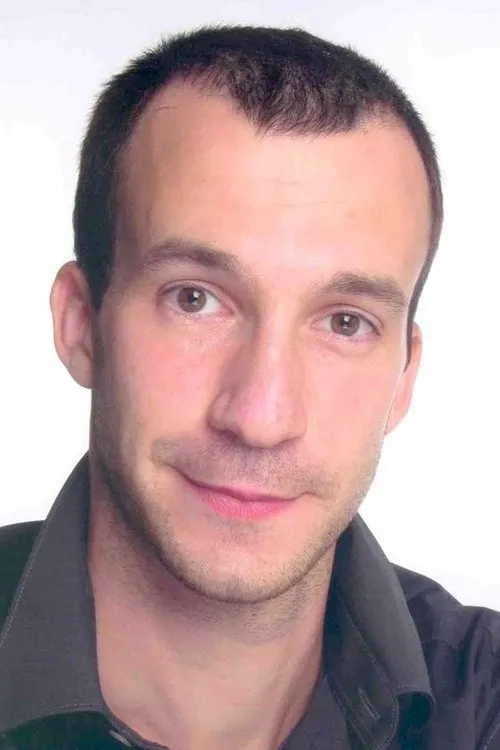 Cyprien Fouquet interpretando a Gilles