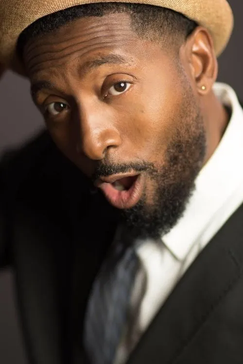 D. Anthony Boone interpretando a Angela's Man