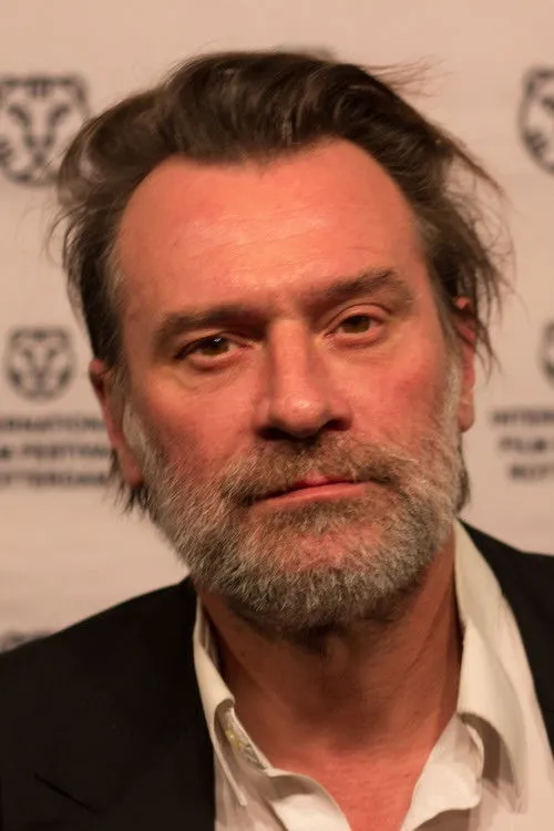 Stephanie Schlesser ha trabajado con Daan Stuyven en 1 ocasiones