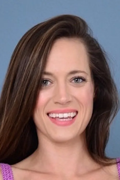 Dacey Harlot interpretando a 