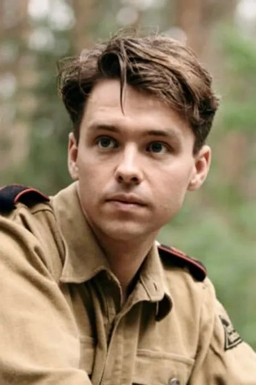 Levi Tyrell Johnson ha trabajado con Daf Thomas en 1 ocasiones