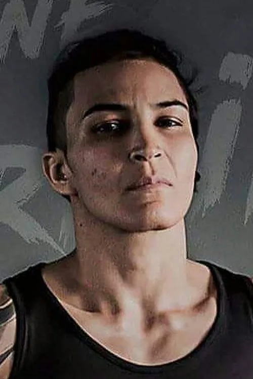 Daiane Firmino interpretando a Herself