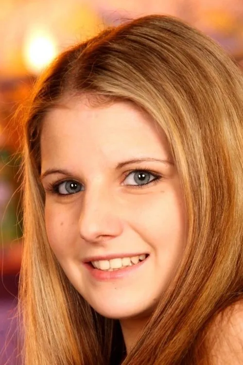 Daisy L en su biografía y filmografía