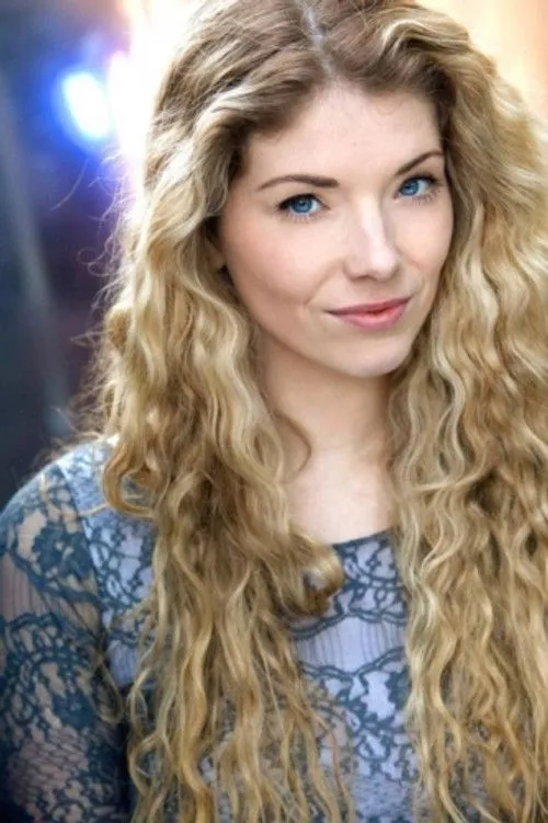 Jessica Agombar ha trabajado con Daisy Tonge en 1 ocasiones
