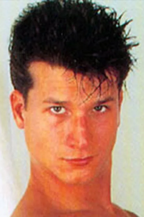 Dakota Blaze interpretando a 