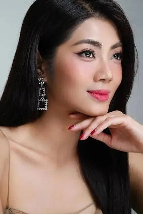 Nguy?n Thanh Tú ha trabajado con Đàm Phương Linh en 1 ocasiones