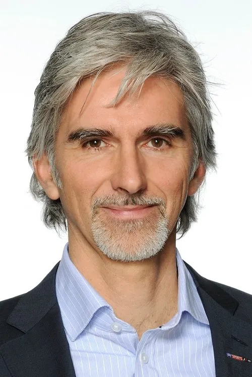 Damon Hill interpretando a Self