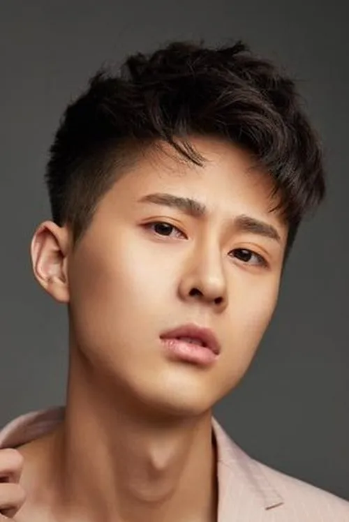 Damon Xue — personaje: Lu Yiyou