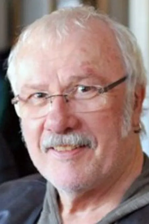 Foto de perfil del actor Dan Hennessey en el reparto