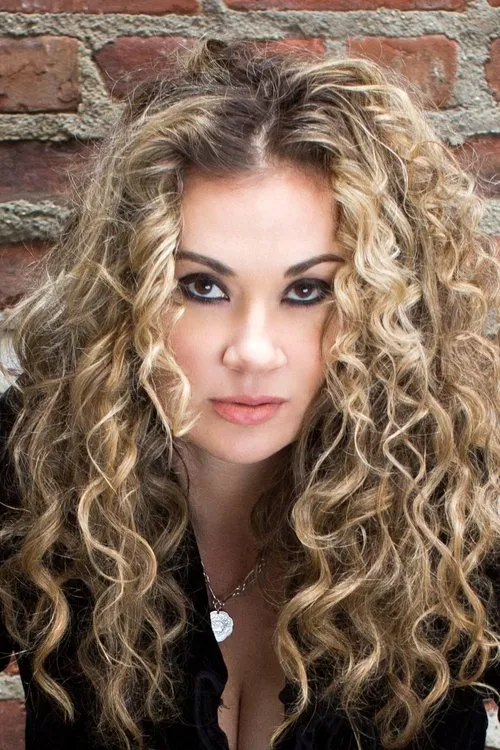 Moe Bertran ha trabajado con Dana Fuchs en 1 ocasiones