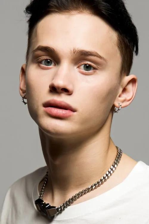 Artyom Umrikhin ha trabajado con Даня Милохин en 1 ocasiones